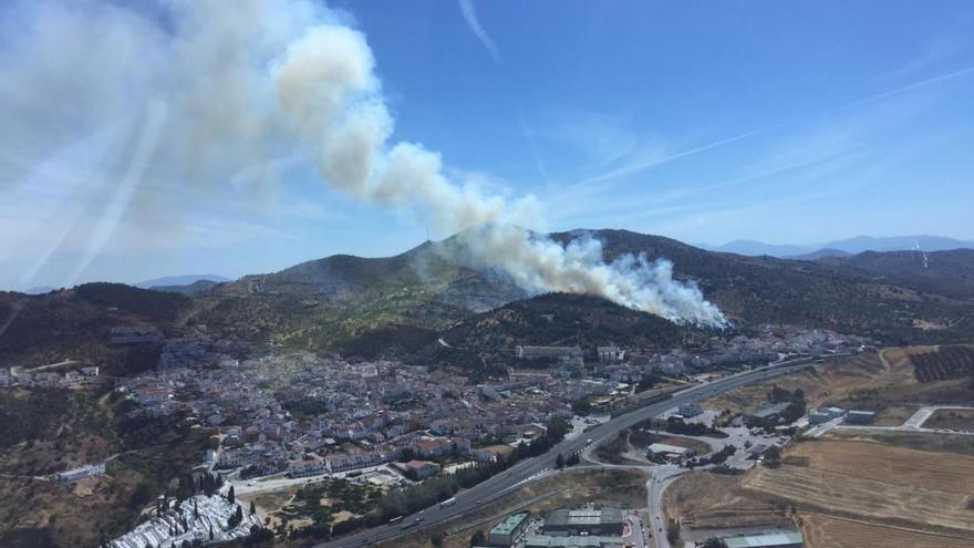 Una imagen aérea del incendio de Casabermeja.