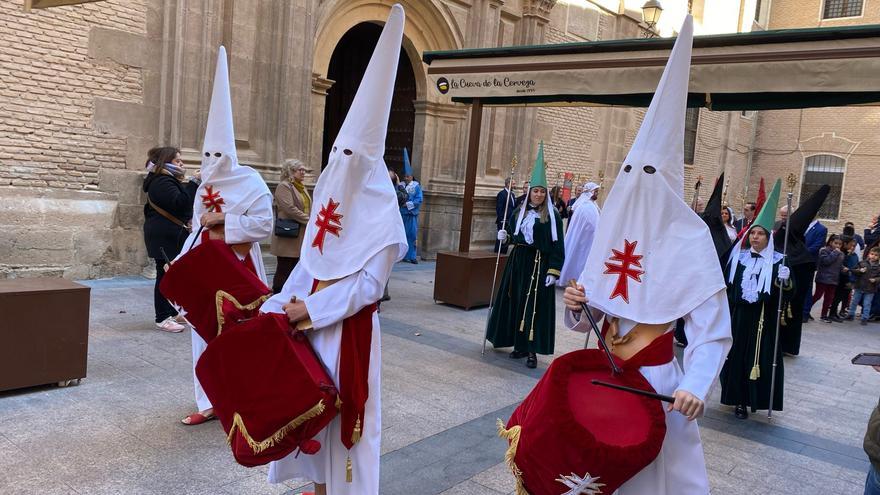 Las bocinas y burlas del octavo Vía Passionis ya resuenan en las calles de Murcia
