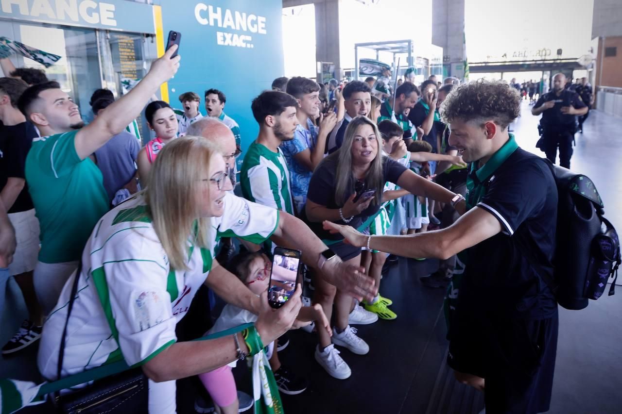 La despedida del equipo blanquiverde, en imágenes