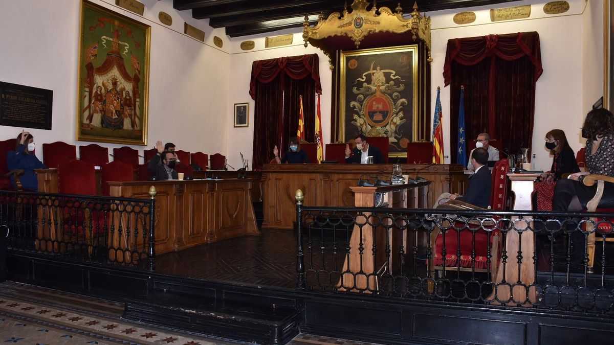 A moment of the vote of the plenary session in which the allegations of the PP of Elche to the budget of the City Council for 2021 have been rejected A moment of the vote of the plenary session in which the allegations of the PP of Elche to the budget of the City Council for 2021 have been rejected