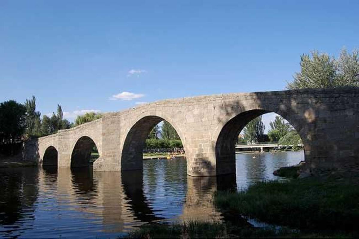 Navaluenga, Ávila