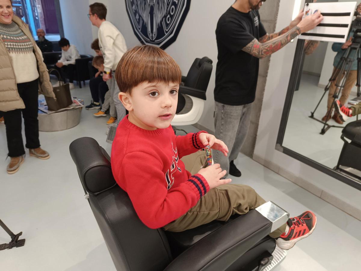 Cortes de pelo sin barreras en Lugones