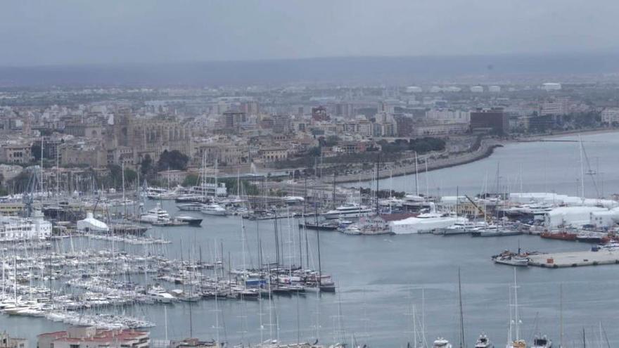 Hafenbehörde will Mole für Reparaturen von Megayachten reservieren