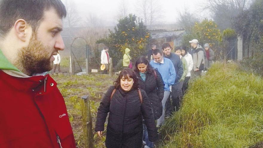 Caminata reivindicativa organizada por el BNG y colectivos ecologistas para denunciar el impacto de la obra.