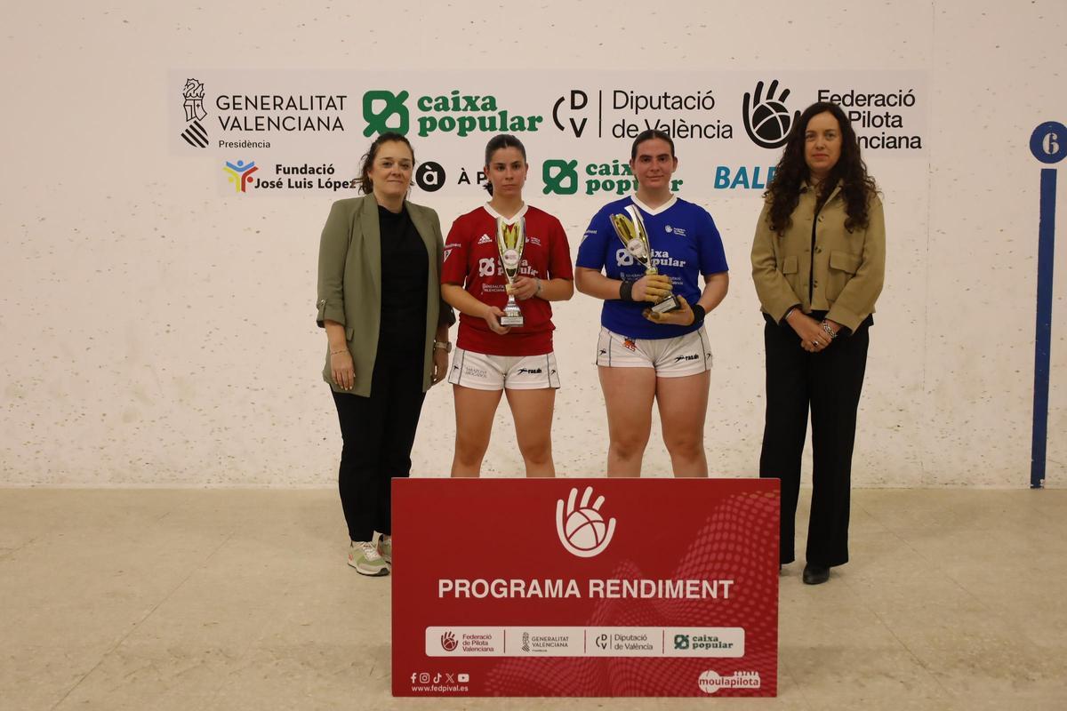 María Enguix, campiona Sub-23 de raspall davant Mar Alfonso.