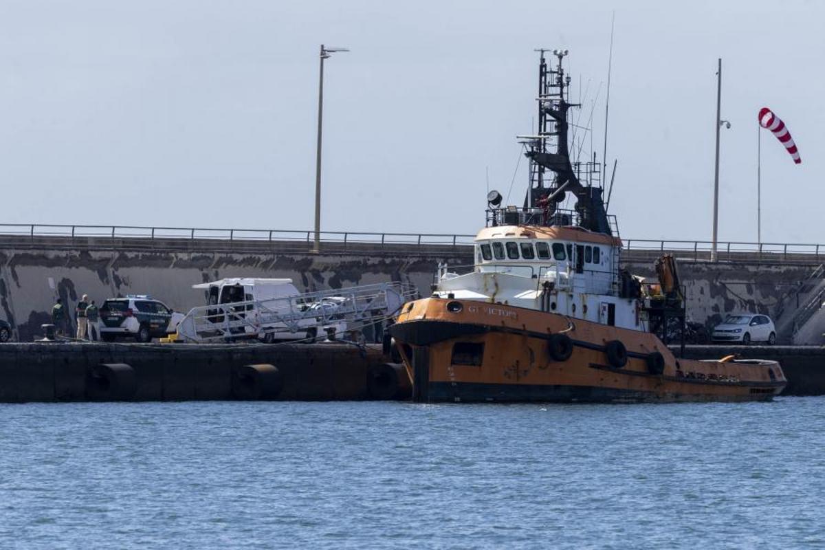 Un remolcador interceptado con droga en aguas de Canarias, atracado en el puerto de Santa Cruz de Tenerife Un remolcador interceptado con droga en aguas de Canarias, atracado en el puerto de Santa Cruz de Tenerife