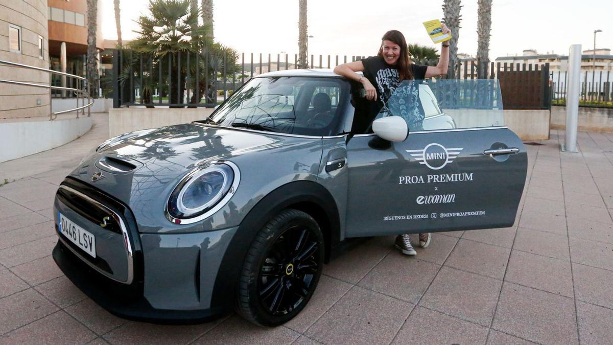 Mini Proa Premium Ibiza Patricia Boned disfrutará de un fin de semana con un Mini eléctrico | REPORTAJE FOTOGRÁFICO TONI ESCOBAR