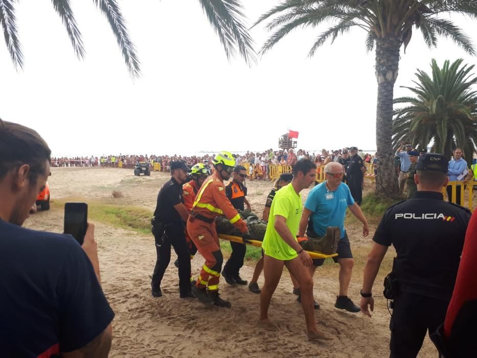 Simulacro accidente helicóptero en la playa del Port de Sagunt