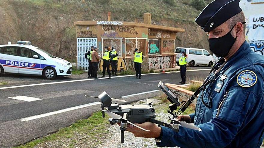 Per controlar la xarxa de camins de muntanya la policia francesa fa volar drons. A la imatge, el coll de Belitres.