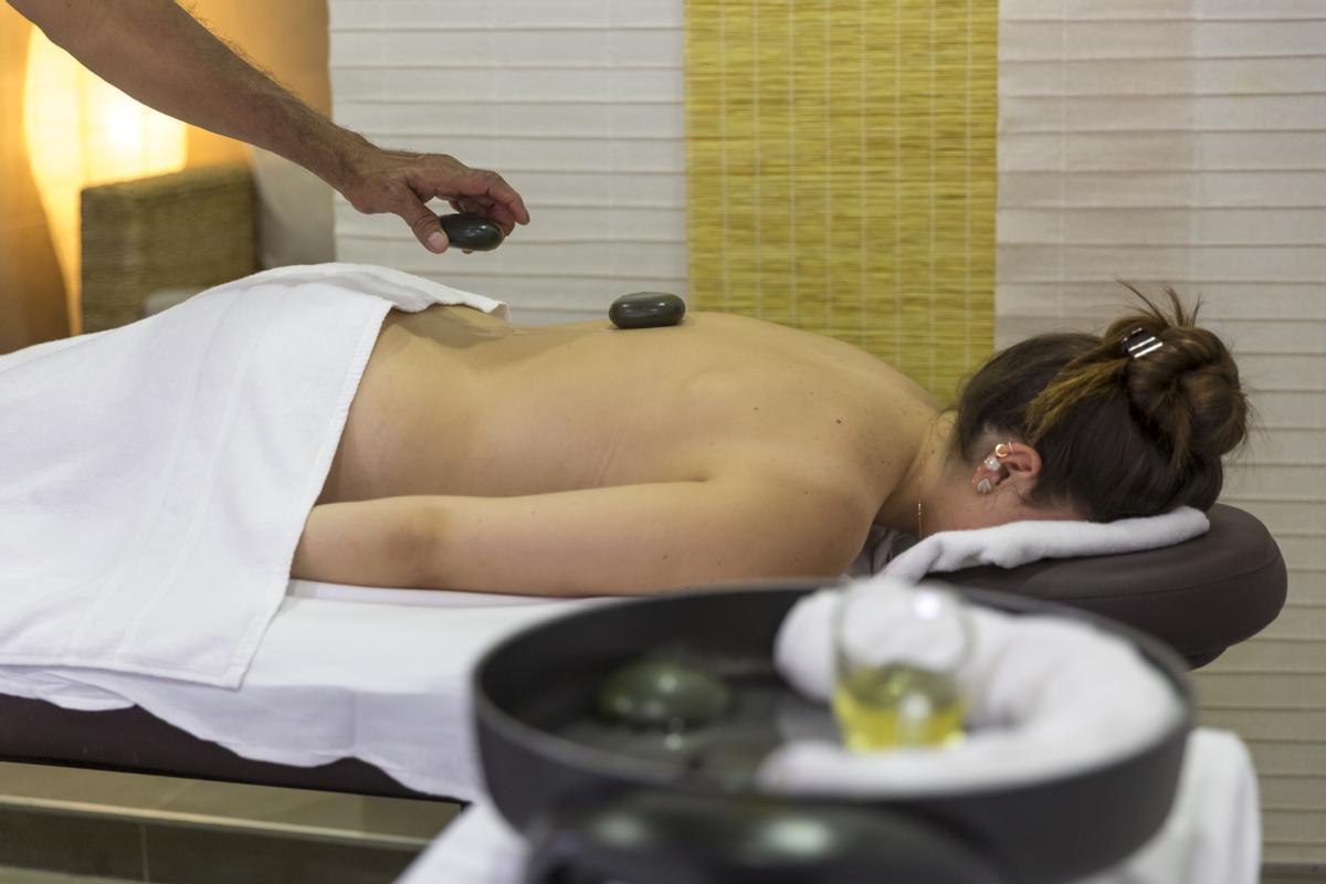 Los tratamientos del circuito acuático se pueden complementar con un amplio catálogo de masajes y otros tratamientos de cabina