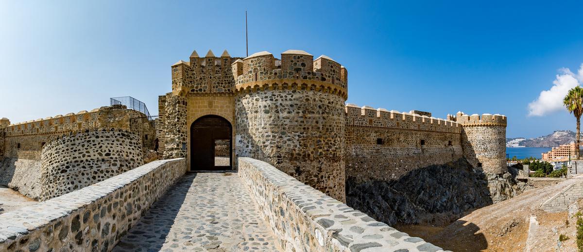 Vista exterior del castillo de Almuñécar (Almuñécar)