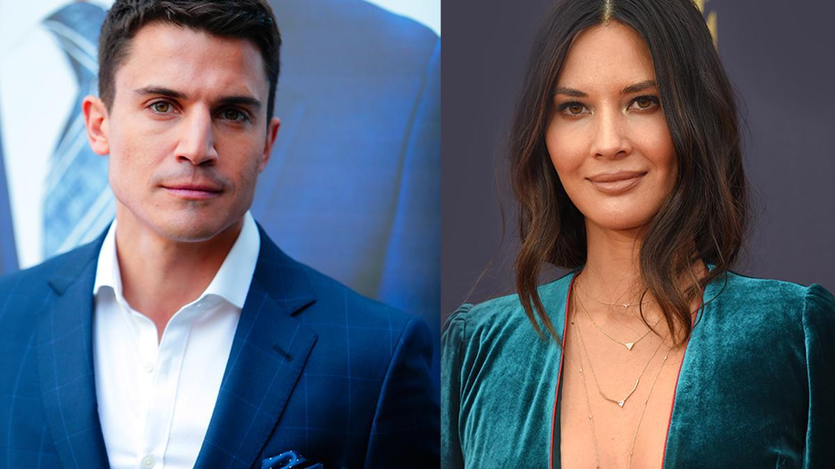 Álex González y Olivia Munn