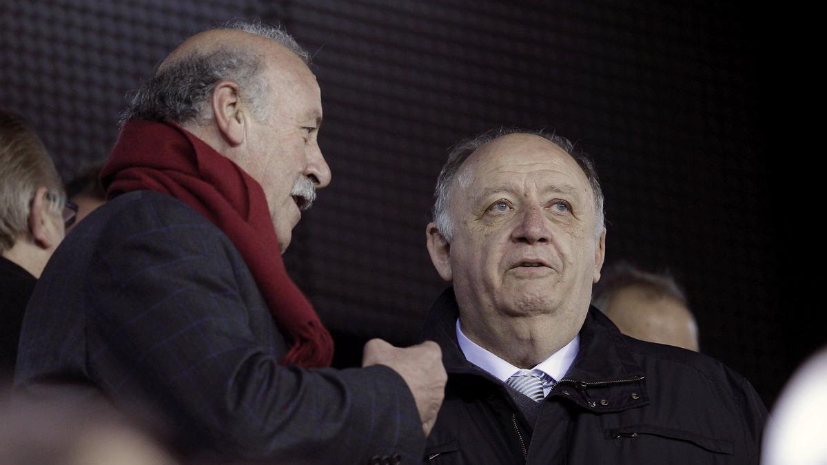 Vicente Del Bosque, junto a José Manuel Llaneza.