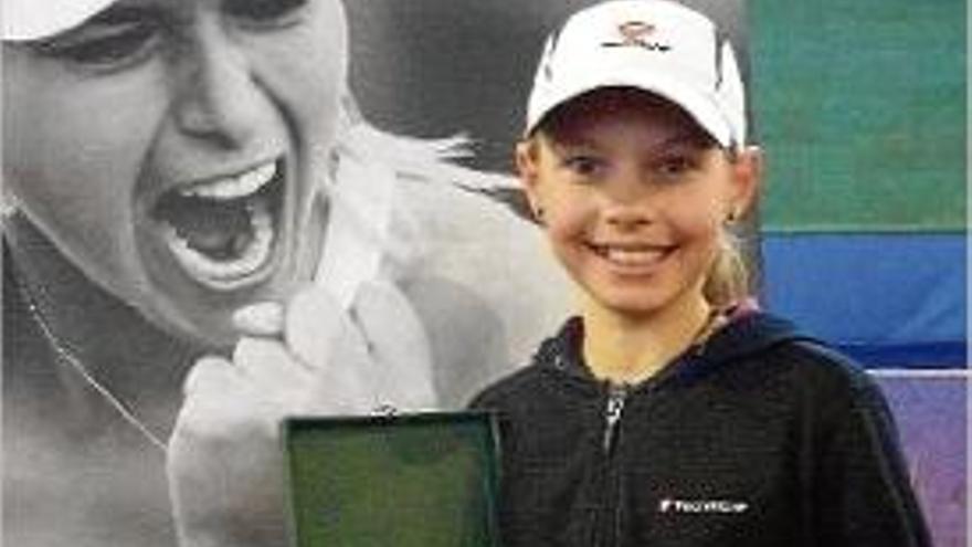 Tennis Mayorova triomfa al Nike Junior Tour