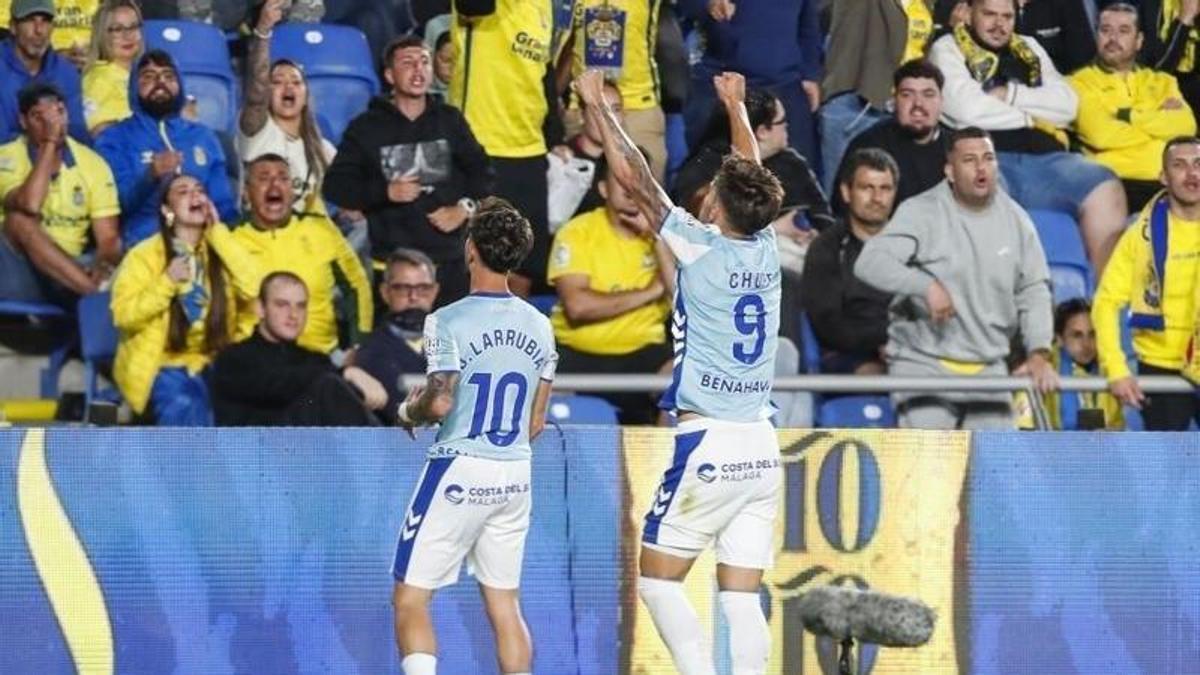 El Málaga toma ventaja en su camino hacia Primera