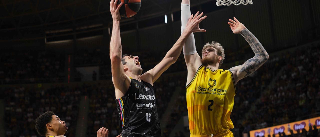 Derbi de baloncesto en Canarias: Lenovo Tenerife vs Gran Canaria