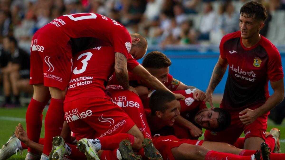 El Fuenlabrada conquistó la Nova Creu Alta