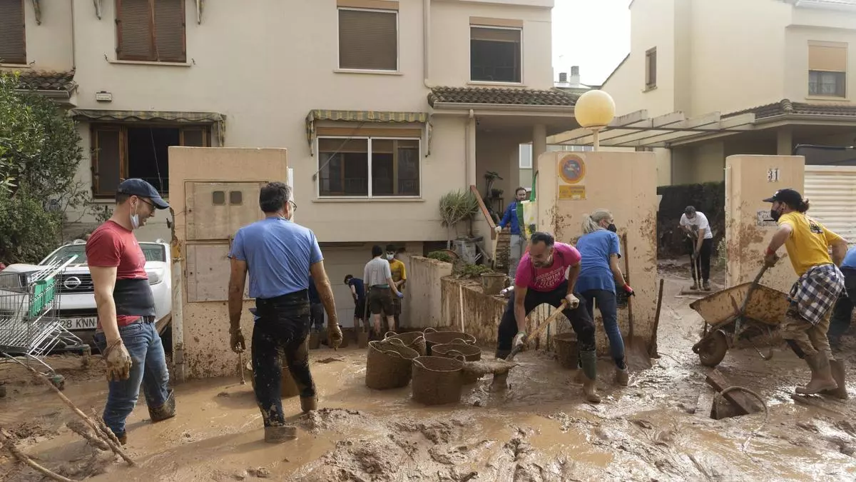 Mazón se enfrenta al ministerio de Teresa Ribera por el agua del grifo