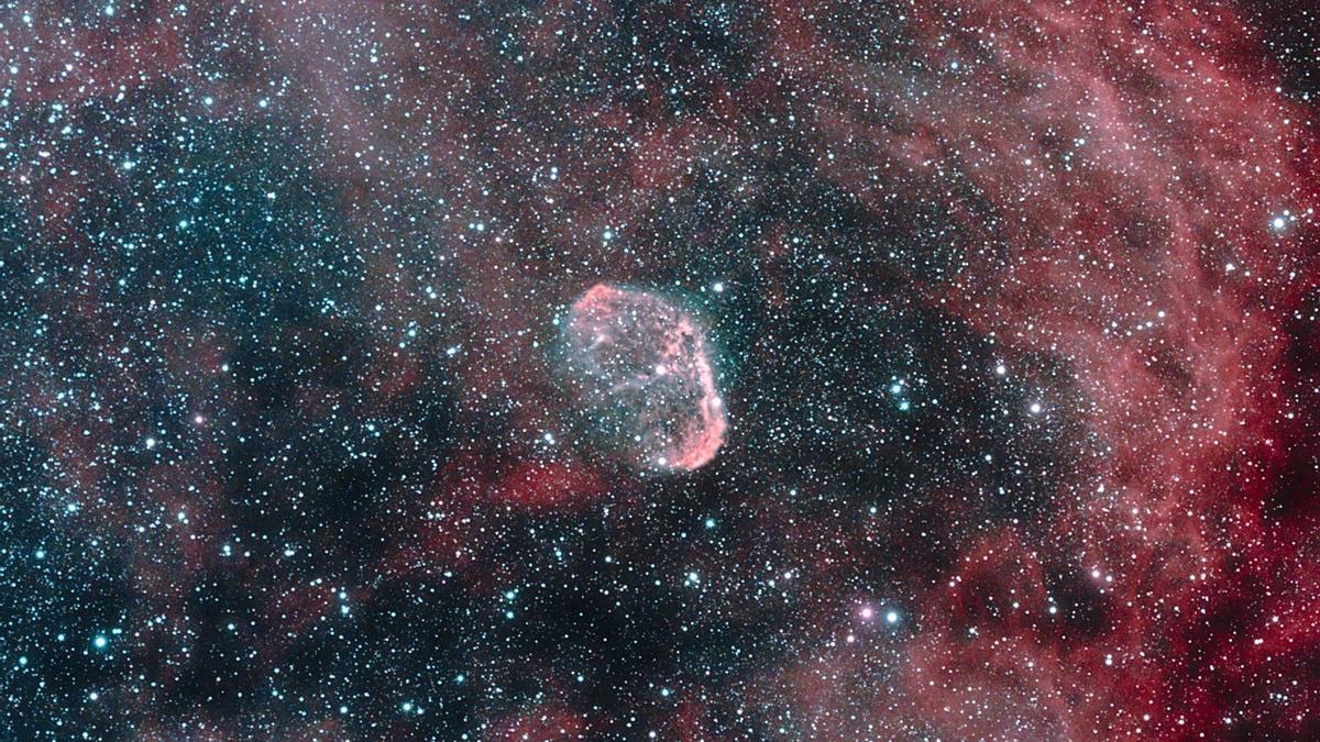 Nebulosa de la Media Luna o Creciente (NGC 6888)