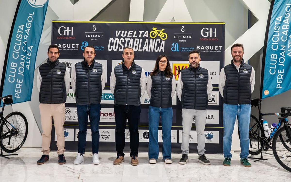 Equipo directivo del Club Ciclista Caragol d´Altea, organizador de la Vuelta Ciclista Costa Blanca.