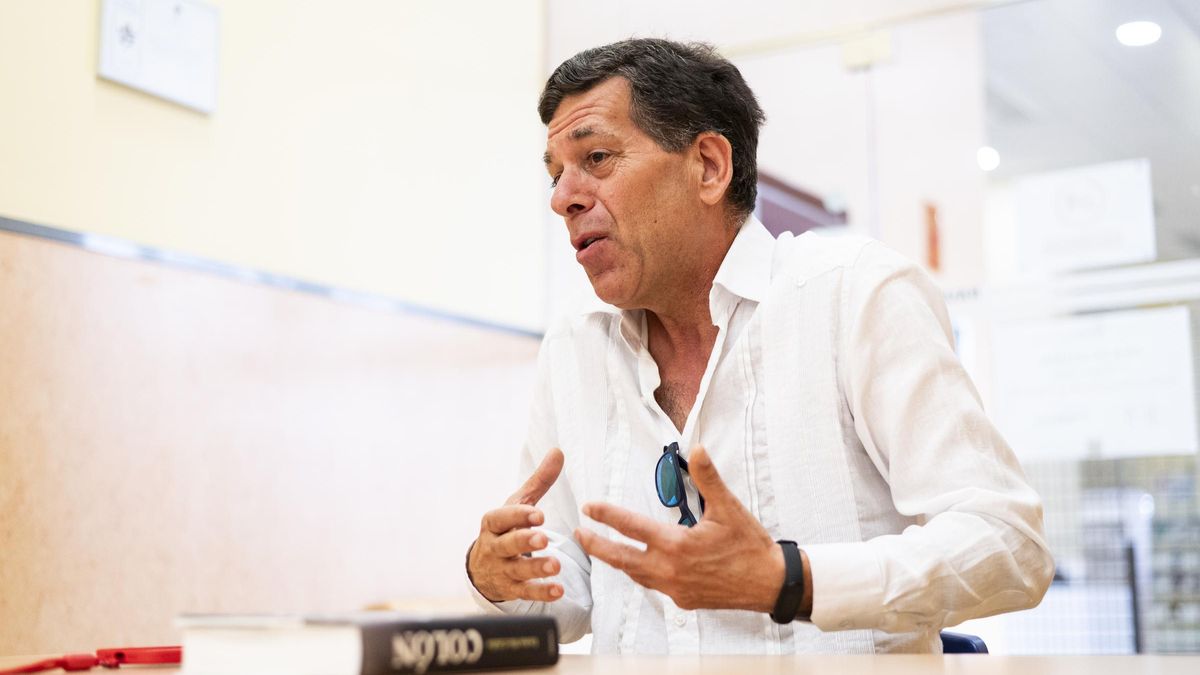Esteban Mira Caballos, durante la entrevista.