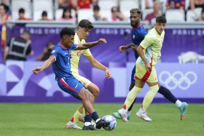 Fútbol en los Juegos Olímpicos: República Dominicana - España, en imágenes