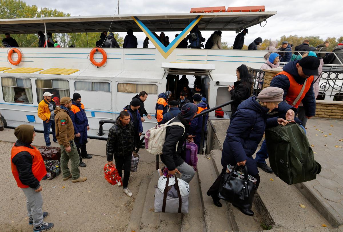 Evacuación de civiles de la ciudad ucraniana de Jersón