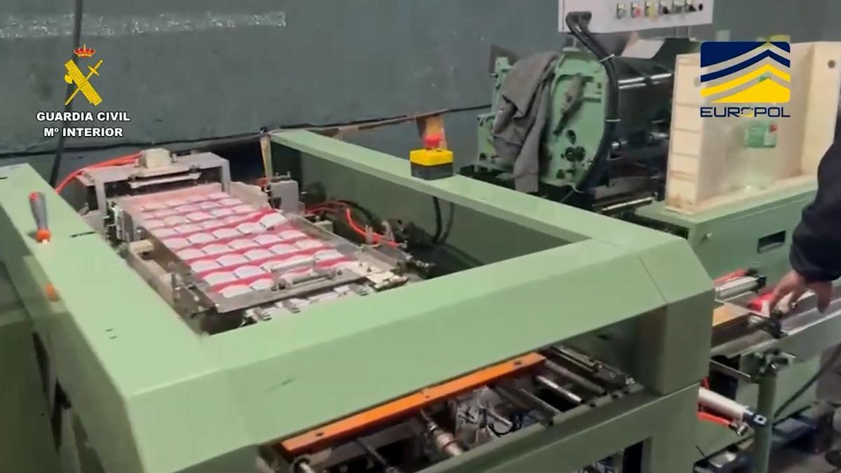 Imagen de tabaco de contrabando intervenido en esta operación