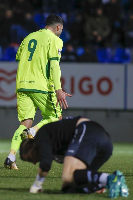 La victoria del Elche sobre el Badalona en imágenes