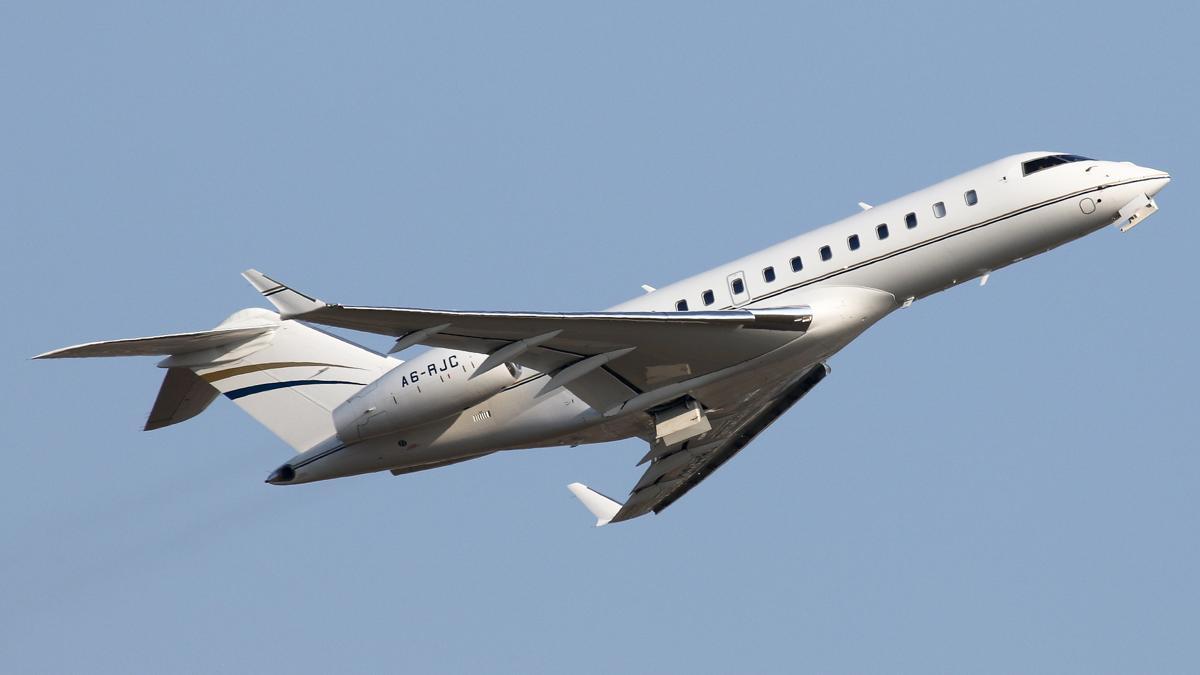 El Bombardier Global 5000, el avión en el que llegará a Vigo el rey emérito.