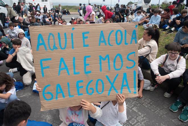 Centros de ensino da provincia da Coruña festexan o galego na 26ª edición do Correlingua