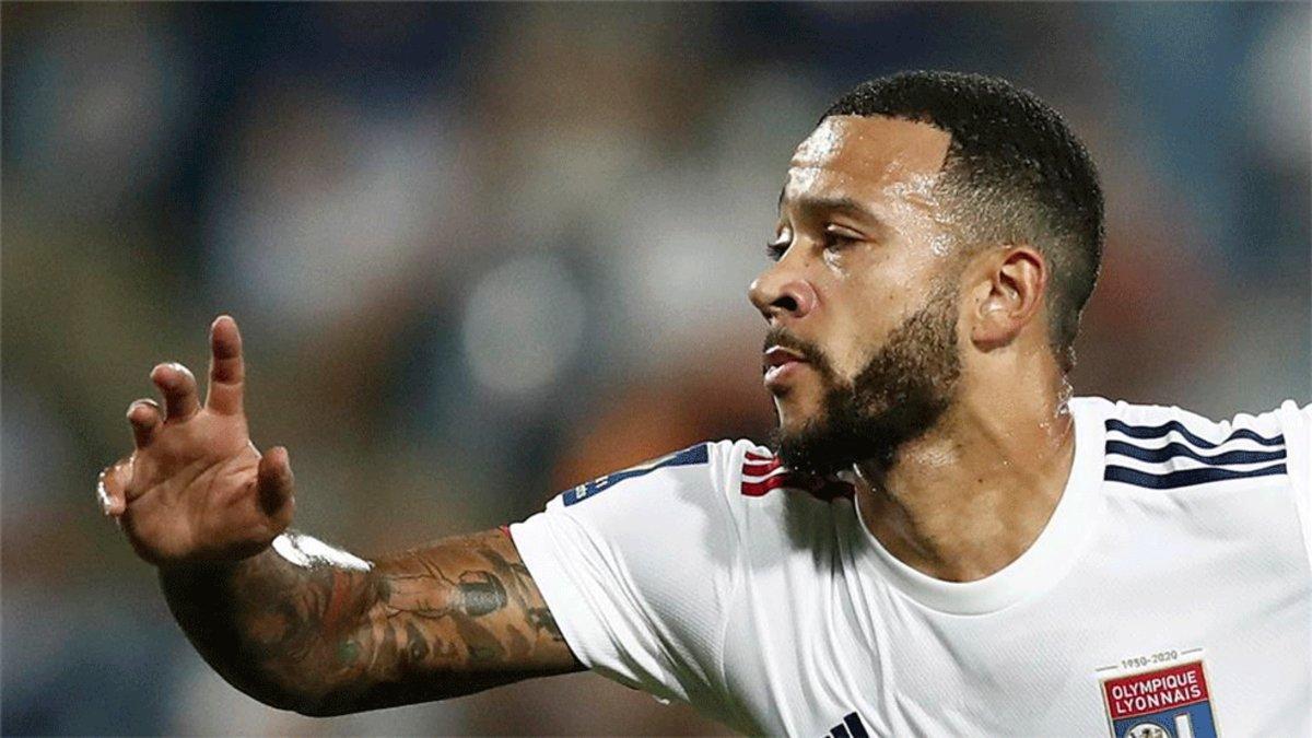 Depay sigue sonando fuerte para el Barça