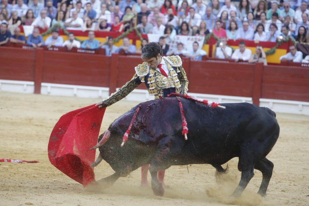 José Tomás y Manzanares salen por la puerta grande