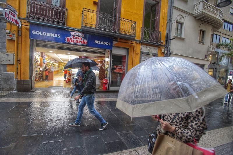 Lluvia fuerte en Santa Cruz de Tenerife