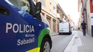 Un vehículo de la Policía Local de Sabadell.