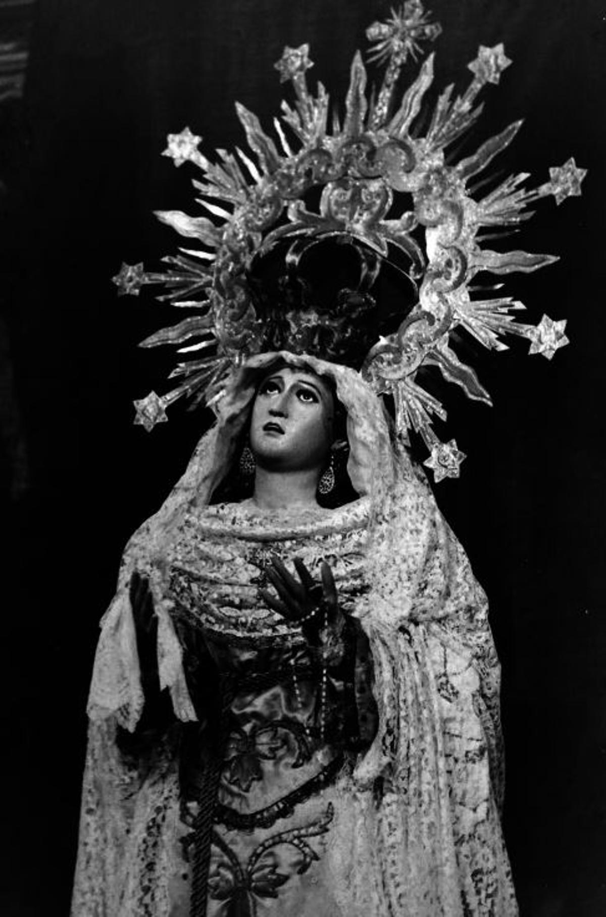 Otra imagen de la antigua Virgen de la Trindiad.