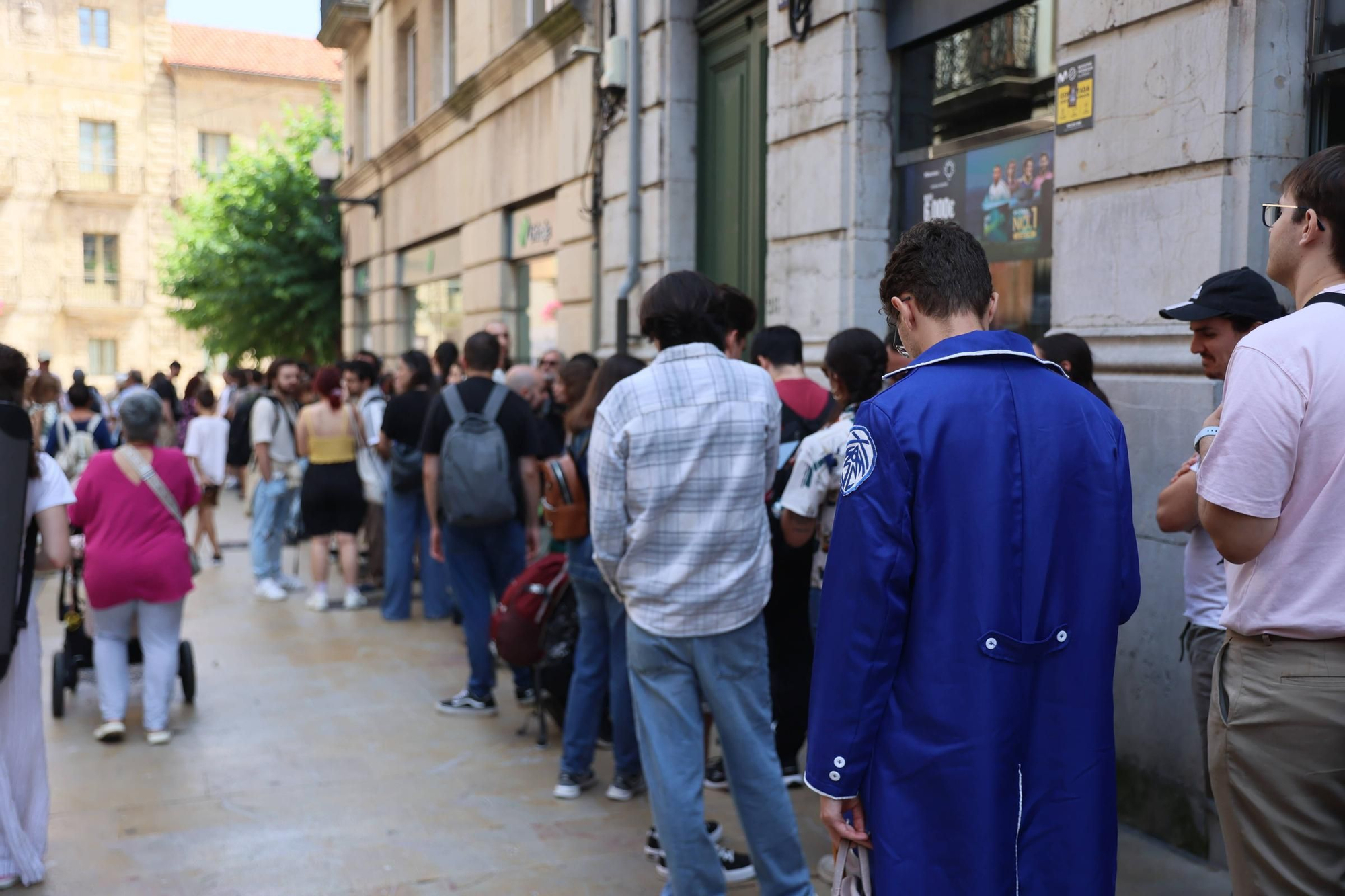 EN IMÁGENES: El multitudinario recibimiento a Brandon Sanderson