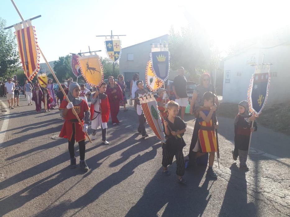 Alcublas recrea la donación de la imagen de la Virgen de la Salud