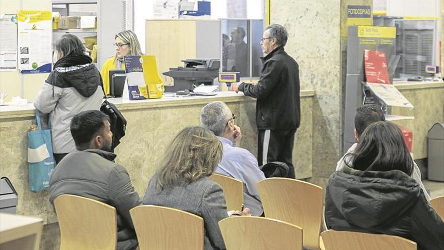 Las 79 oficinas de Correos en Extremadura podrían ampliar sus servicios