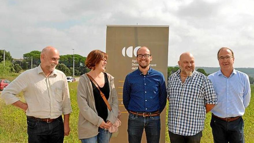 Membres de l&#039;Agència en la presentació a Rocarodona, ahir