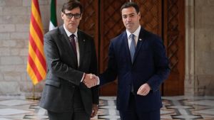 Illa i Pradales demanen als estats de la UE avalar l’oficialitat del català, l’euskera i el gallec