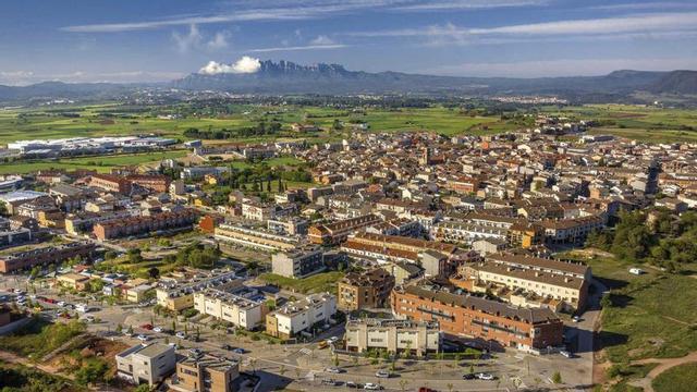 Vista aèria de la localitat de Santpedor, al Bages.  | SERGI BOIXADER