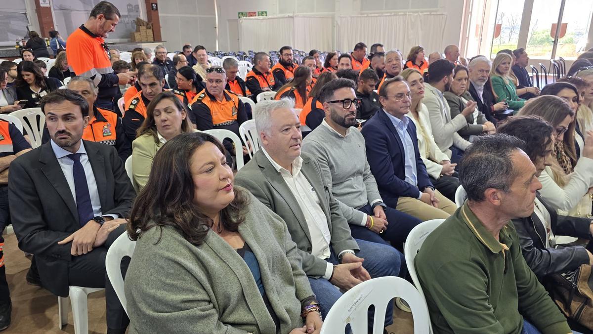 Adamuz homenajea a los héroes de la tragedia