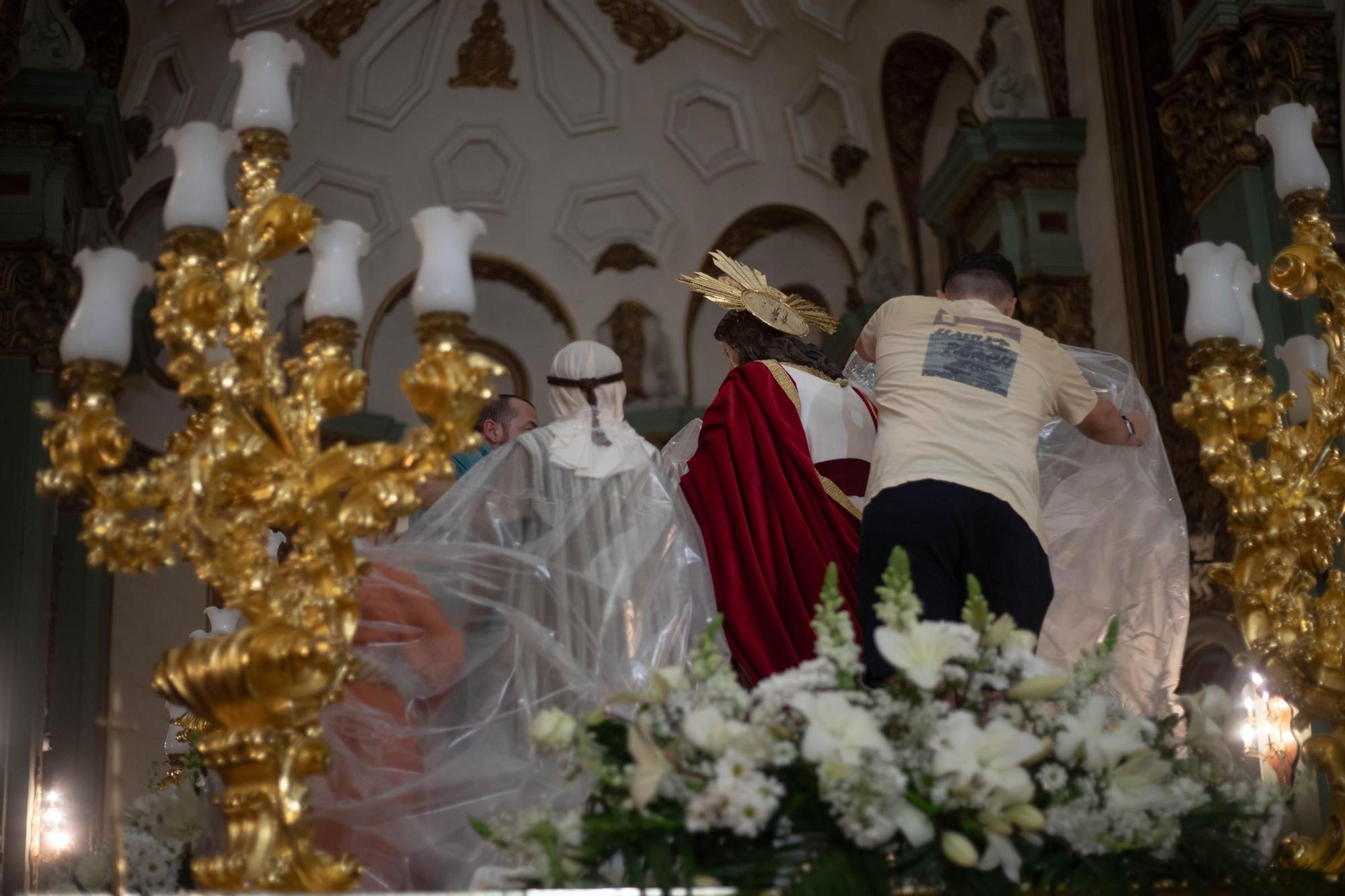 Las imágenes de la procesión de Domingo de Ramos en Cartagena, frustrada por la lluvia