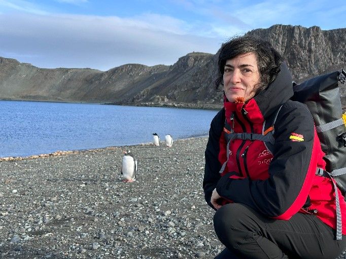 Una investigadora del IIM-CSIC participa en una campaña antártica del proyecto Dichoso