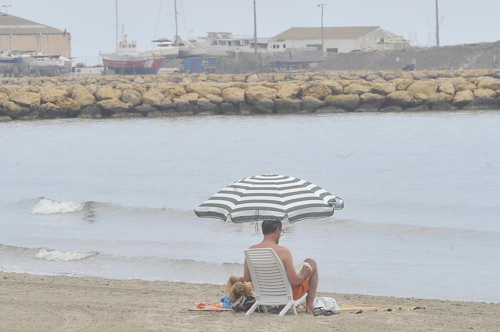 Inicio de la temporada alta en Santa Pola