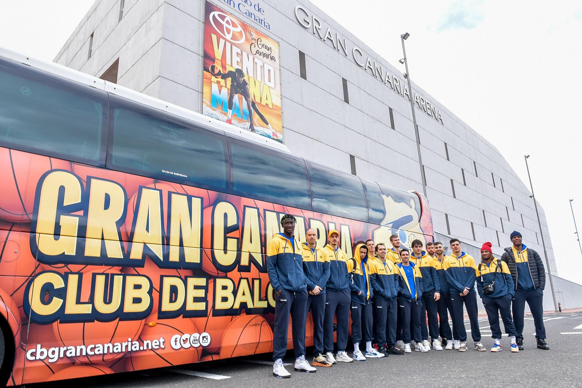 Los jugadores del CB Gran Canaria ponen rumbo a la Copa del Rey