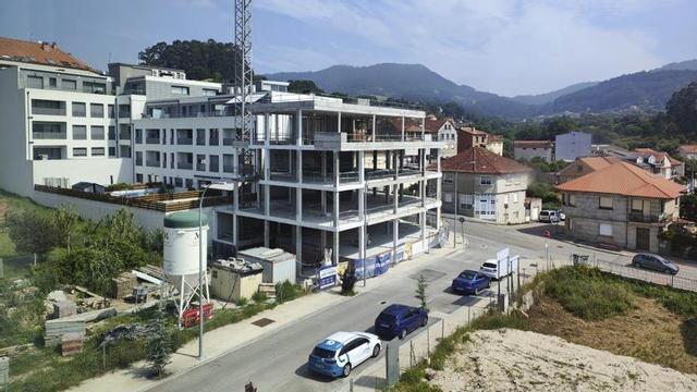 Edificio en construcción en el ámbito de Sisalde. | F.G.S.