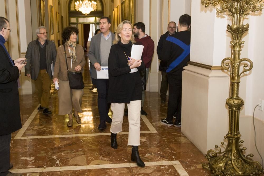 Todos los grupos respaldan el presupuesto en el pleno salvo el PP, que votó en contra.