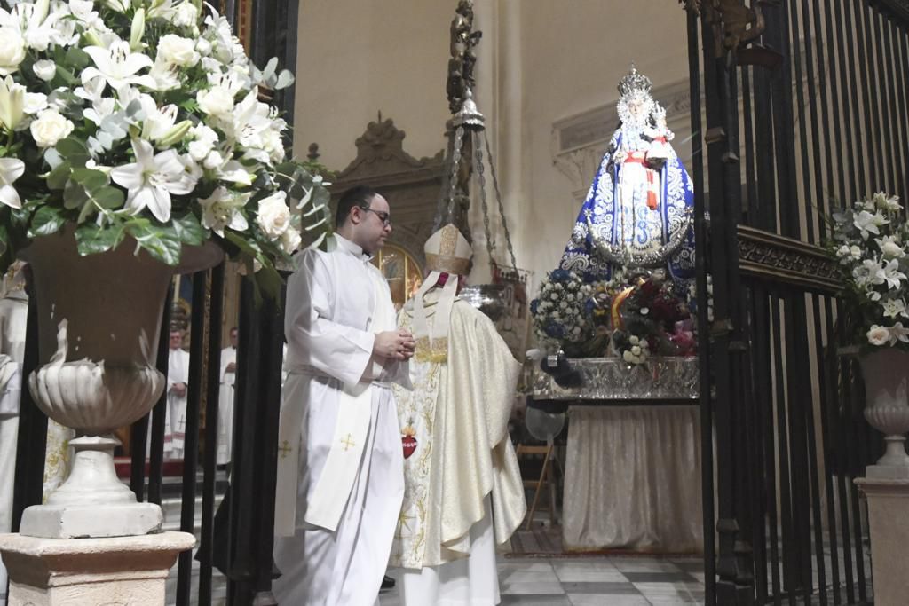 Romería de Murcia: ambiente previo y salida de la Fuensanta de la Catedral